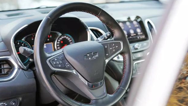 探界者1.5t与本田冠道1.5t,雪佛兰探界者在国内市场如何