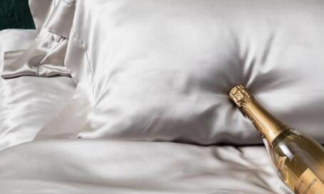 床上四件套怎么选1.8米,床上四件套选哪种不会踩坑