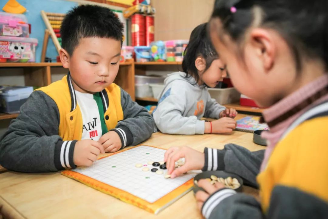 鍥犱负浼欓鑰屽嚭鍚嶇殑瀛︽牎,鍥犱负缇庨鐏殑瀛︽牎