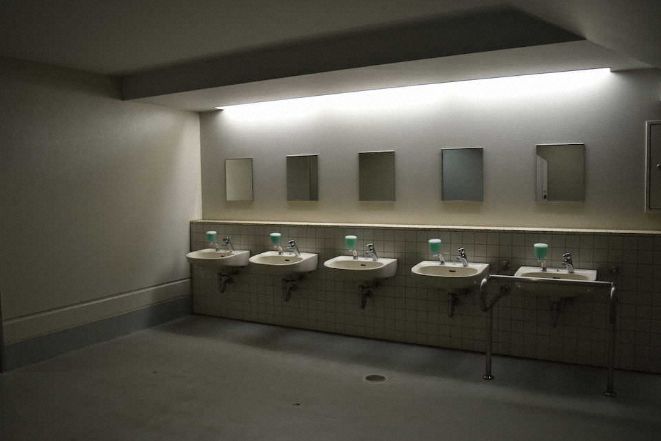 差的不是一点!日本的人性化细致到了球场女厕这些改变太贴心了