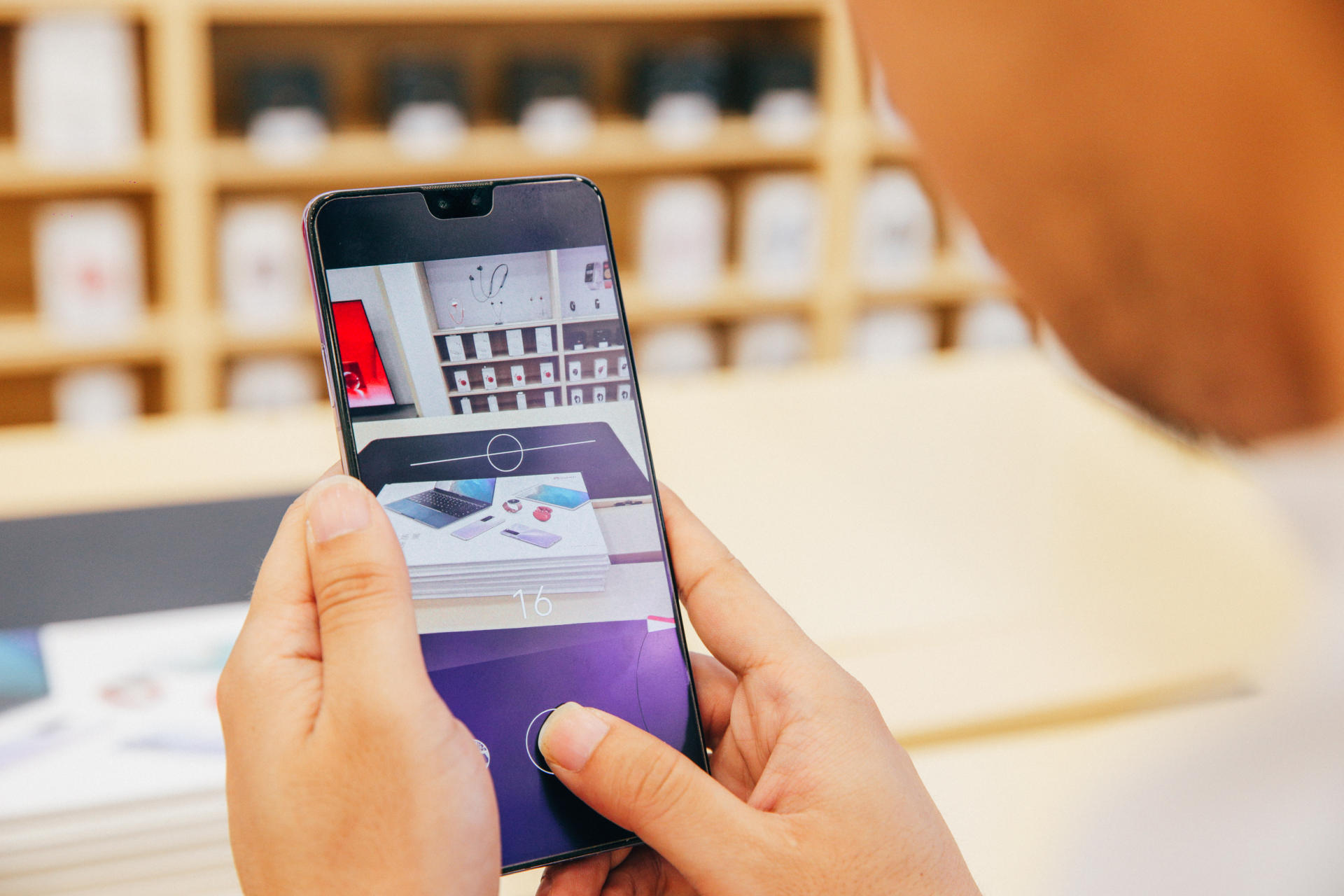 华为手机扩容用哪个品牌的nm卡,华为p20支持nm内存扩容吗