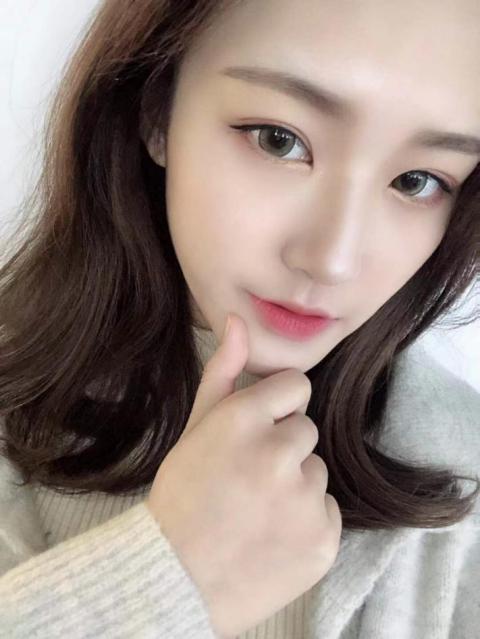 扒一扒抖音的爆品,最近很火的镜面唇釉牌子