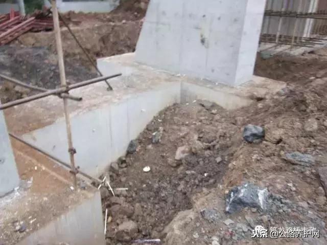 桥涵背墙达到多少强度可以回填,公路桥涵施工技术规范涵洞回填