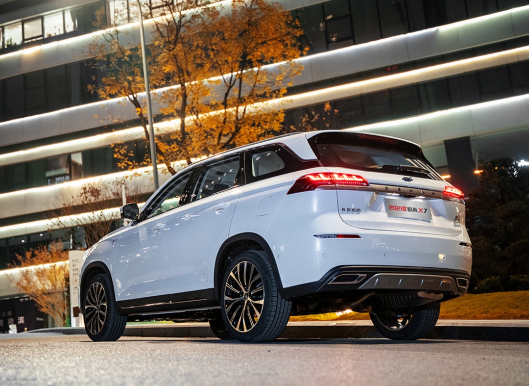 长安欧尚x7与捷途x70plus,沉浸式体验长安欧尚x7手动挡