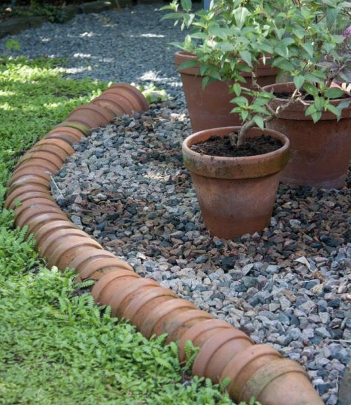 酒瓶装饰院子,空酒瓶如何用来摆设