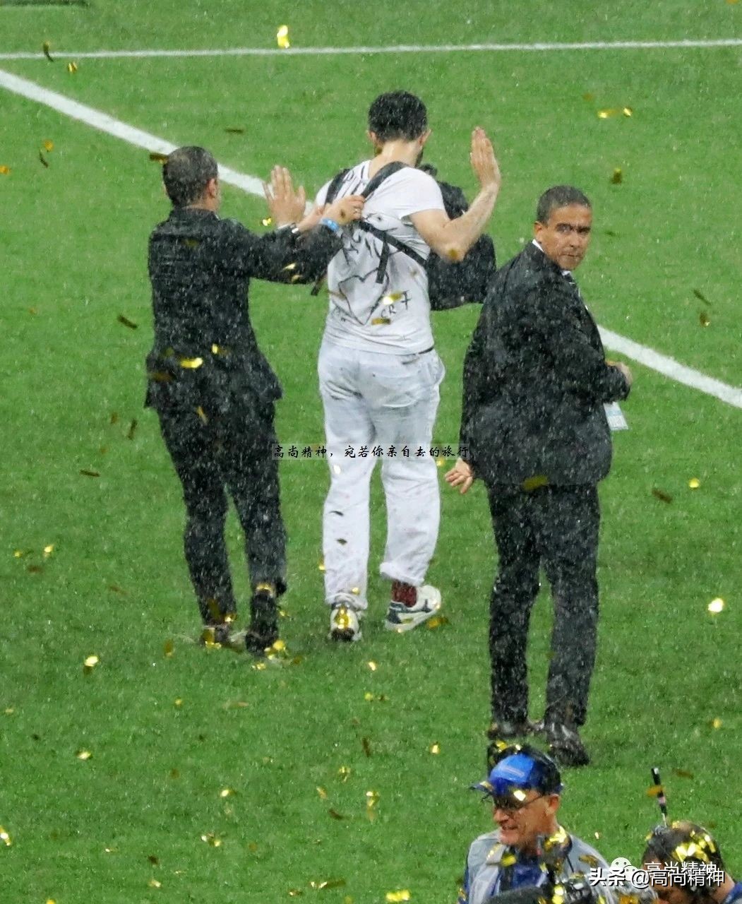 那些年赛场名场面,那些年在球场上感人的瞬间