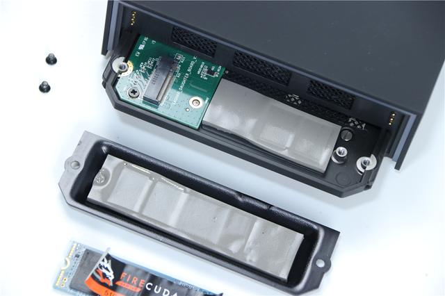 希捷4tb内存扩展坞,希捷游戏扩展坞更换