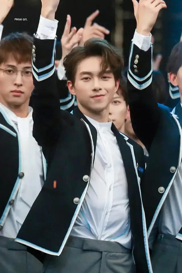 青3最新选手名单,肖战王一博丁禹兮三人头像