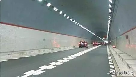 新手高速怎么看懂指路牌,高速公路紧急指路标志大全图解