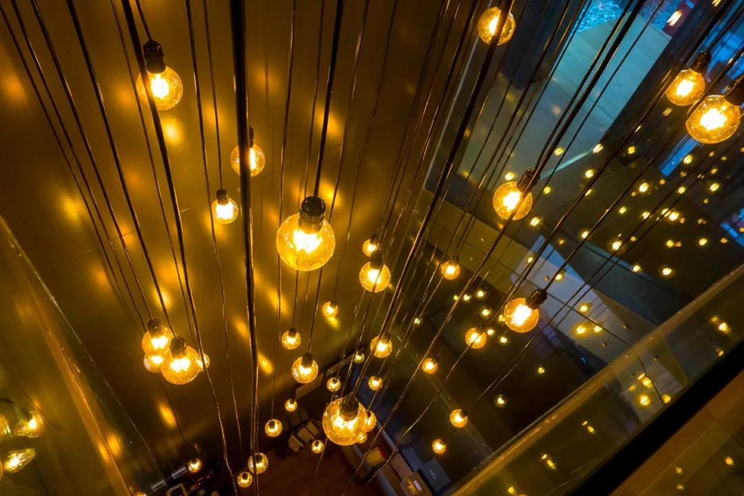 上海书店排名前十名,上海最高书店朵云书店