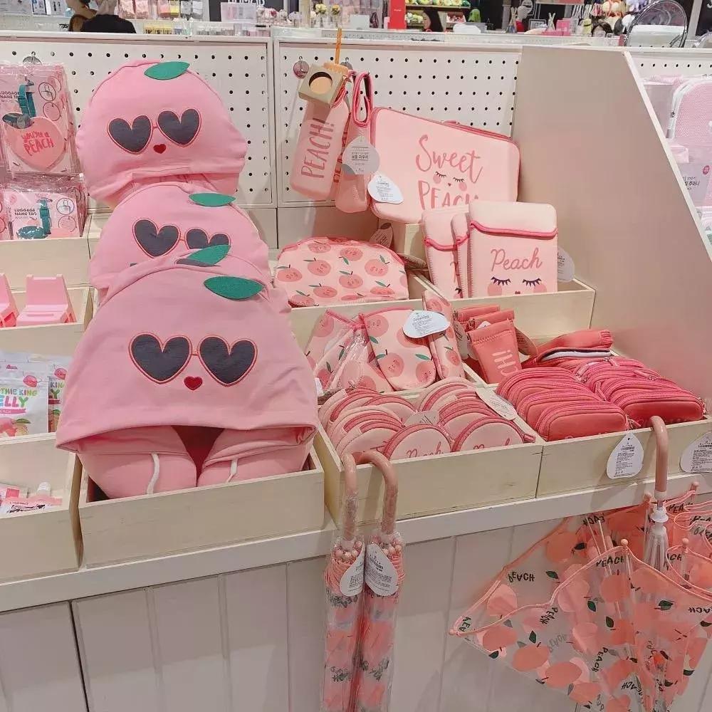 香港品牌女包8号店,香港高奢女装店