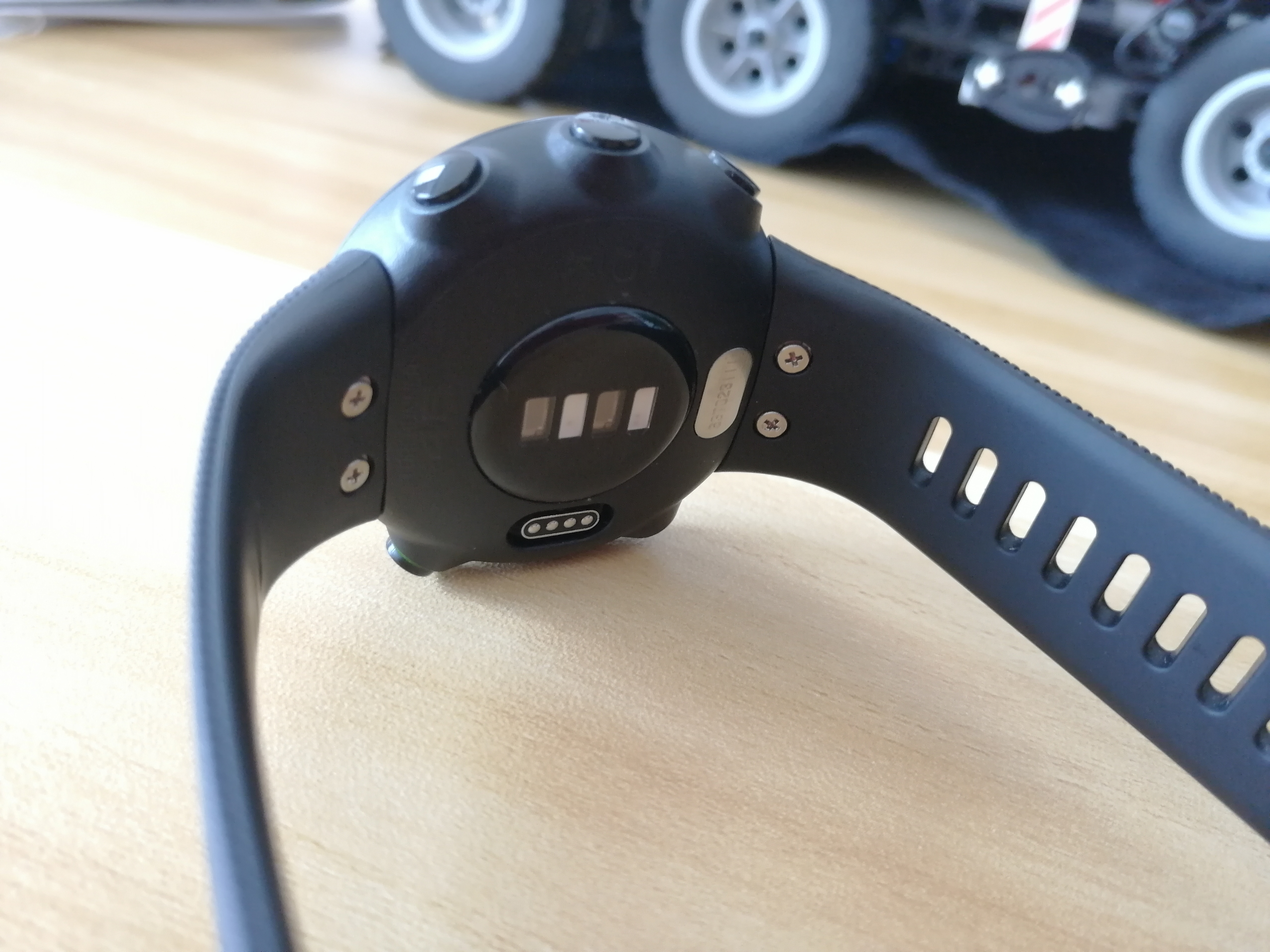 garmin佳明enduro户外运动手表 (不爱运动可以戴佳明手表吗)