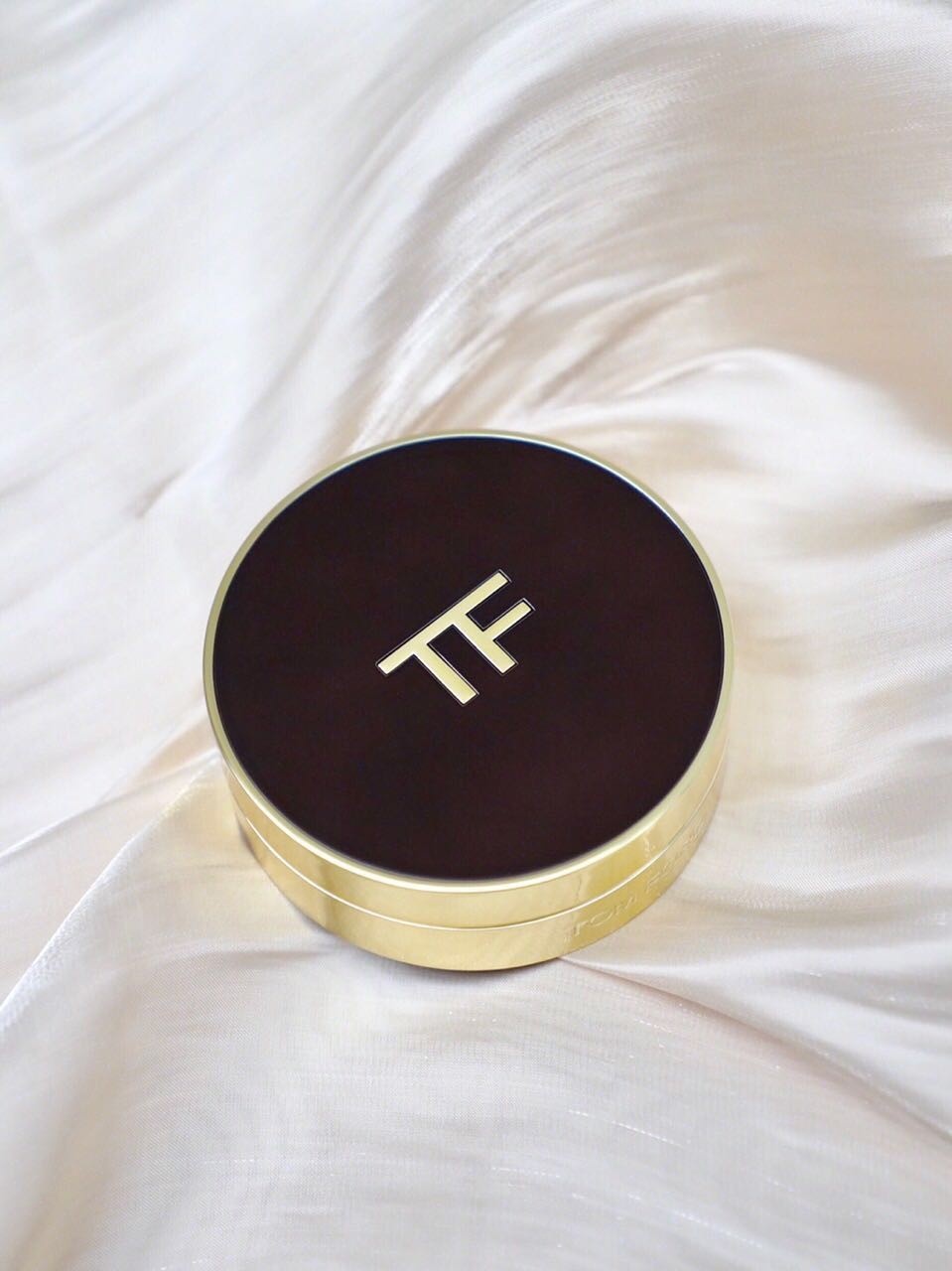 黄黑皮上脸最自然的气垫,为什么气垫上脸后瑕疵都出来了