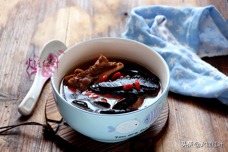 有灵芝的灵芝煲汤怎么做,灵芝孢子粉炖什么汤好喝