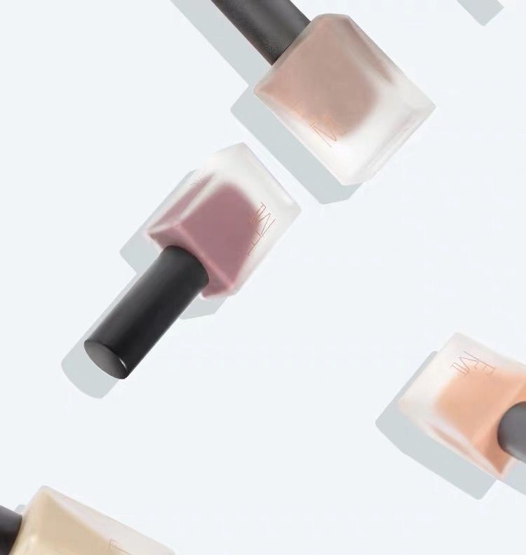 错过了蔡依林的美甲，但iu还来得及