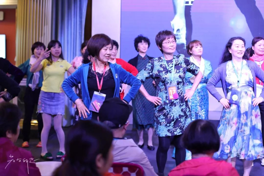 带着父母去旅行完整,带父母五天的旅行