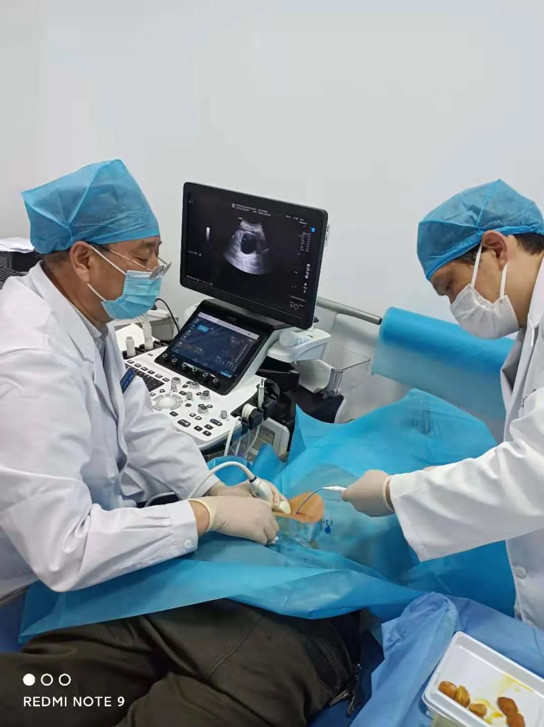 超声介入针尖下的手术新区中心医院成功开展多项超声介入诊疗手术