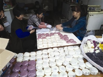 巴马特色美食火麻仁汤,巴马瑶寨火麻汤