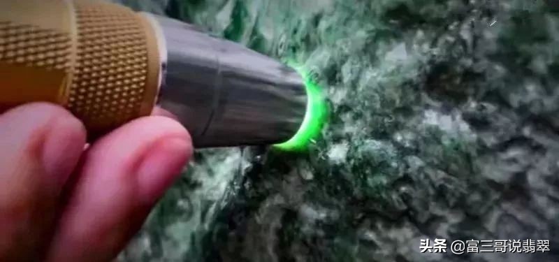 翡翠原石八大场口的原石图片,不懂这些千万别玩翡翠原石