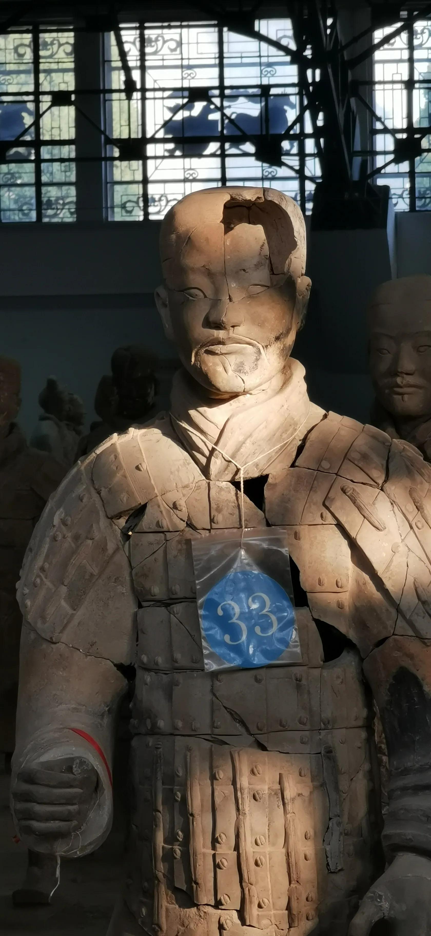 秦始皇陵兵马俑现场有讲解吗,秦始皇陵兵马俑的所在地