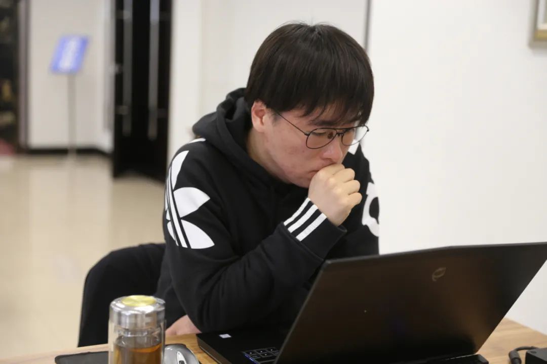 柯洁逆转局势,柯洁天元杯对芈昱廷