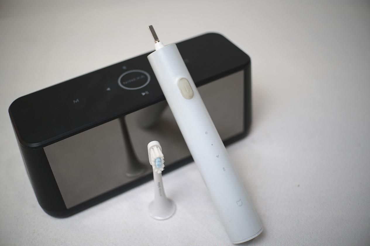 好物推荐之日常必备的电动牙刷,推荐一款安全又实惠的电动牙刷