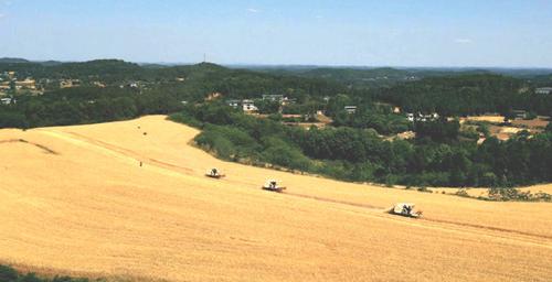 丘陵如何实现机械化,坡地如何用机械耕种