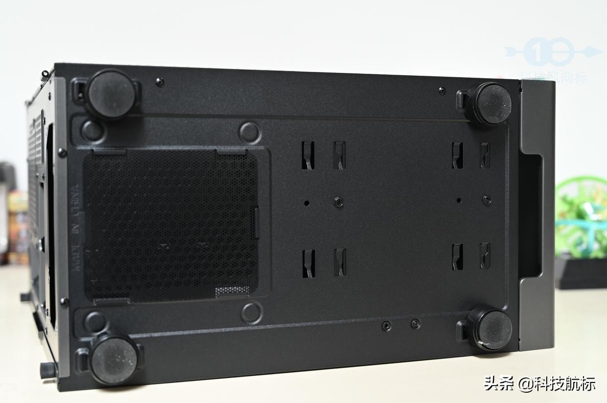 更简单的MATX小机箱，可以装200mm风扇的启航者A1体验