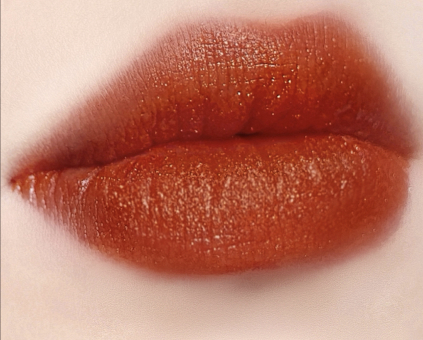 阿玛尼最热色，405经典之作，400哑光正红很显白，每一支都想要