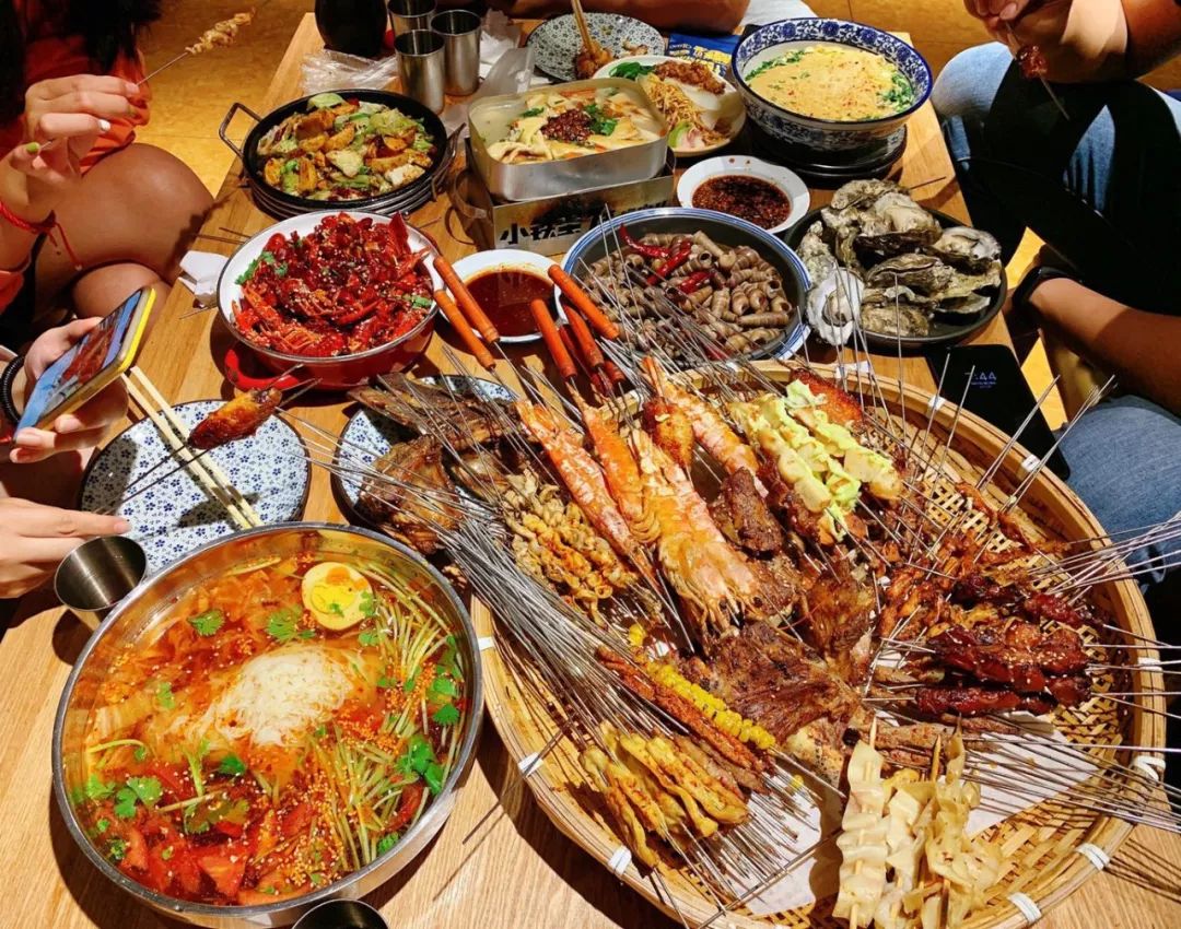 长春生蚝小龙虾,烧烤海鲜碳烤生蚝小龙虾