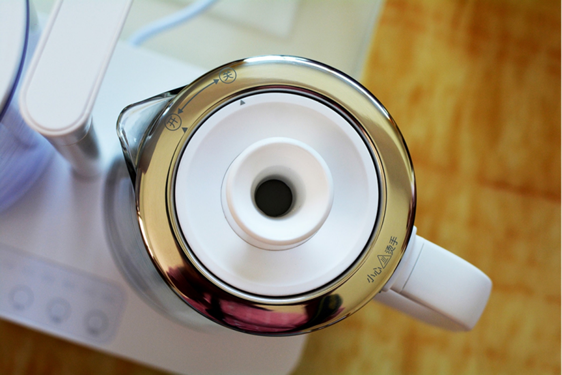 徕卡直饮净水壶效果图,莱卡净水养生壶使用方法