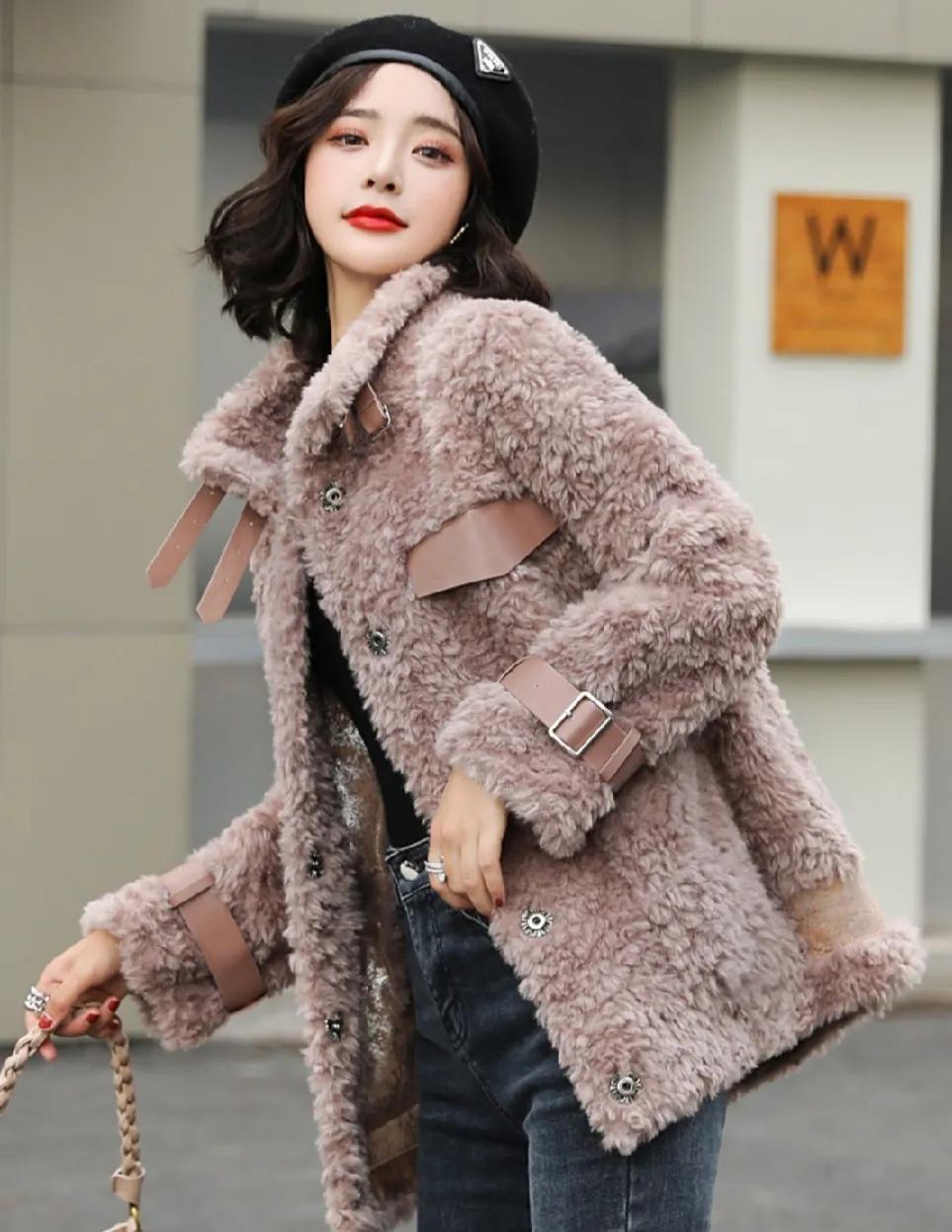 仿皮草外套物美价廉、美丽大方、时髦上档次