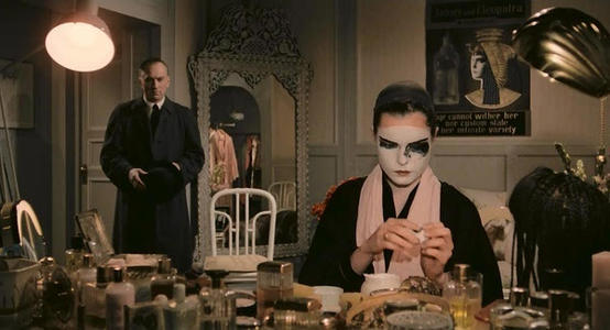 原片长10小时的电影剪成了4小时，但还是好长！看完了谈谈感想