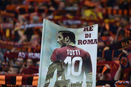 罗马狼王托蒂,一生一队一人一城穆勒