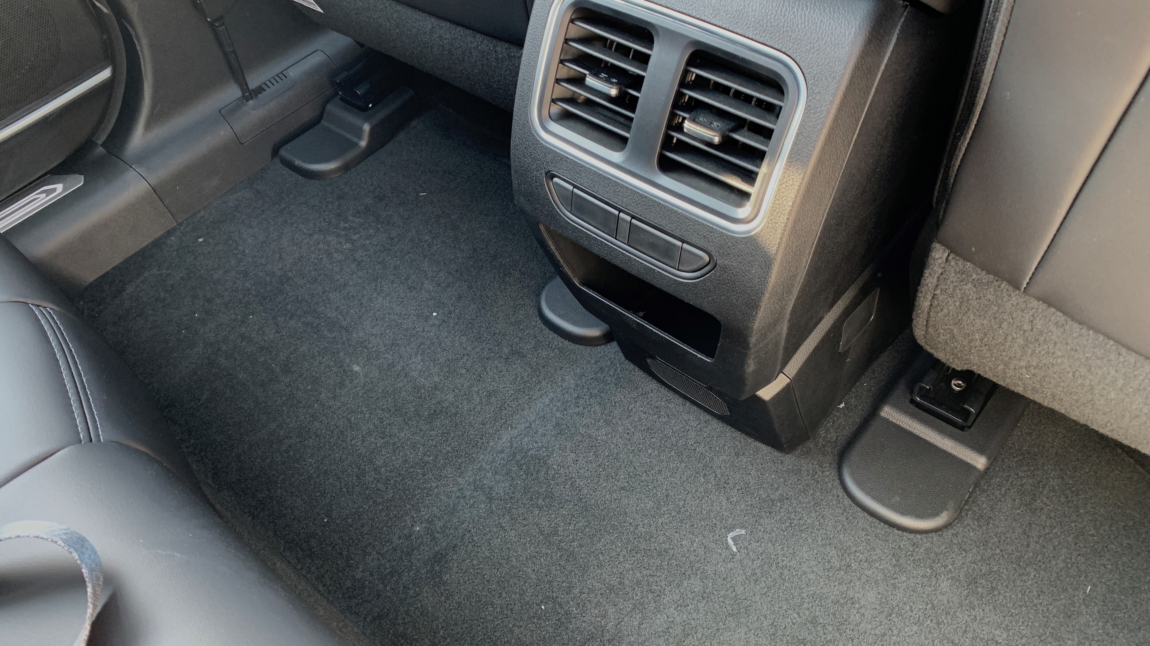 哈弗f7和途观,销量途观跌下神坛盘点1月suv销量