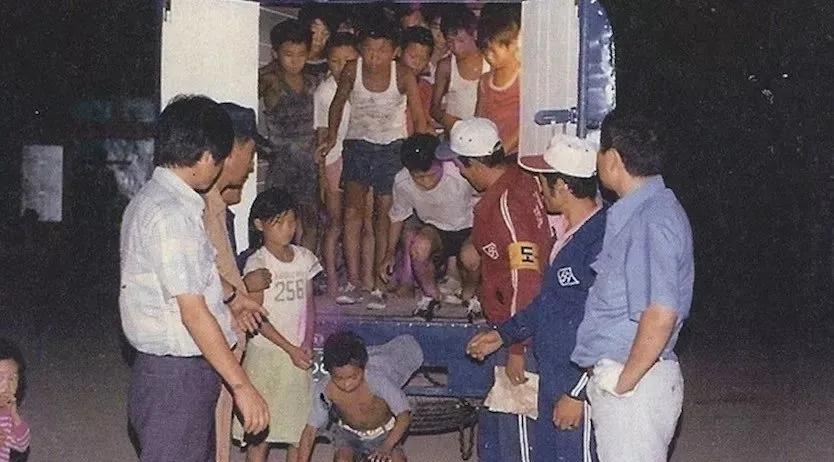 超过500个孩子死在了这里！——“兄弟之家福利院”