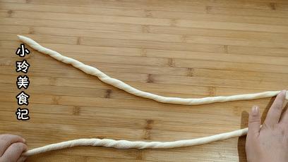 蜂蜜麻花怎么做才酥脆又好吃,麻花的家常做法酥脆松软加蜂蜜