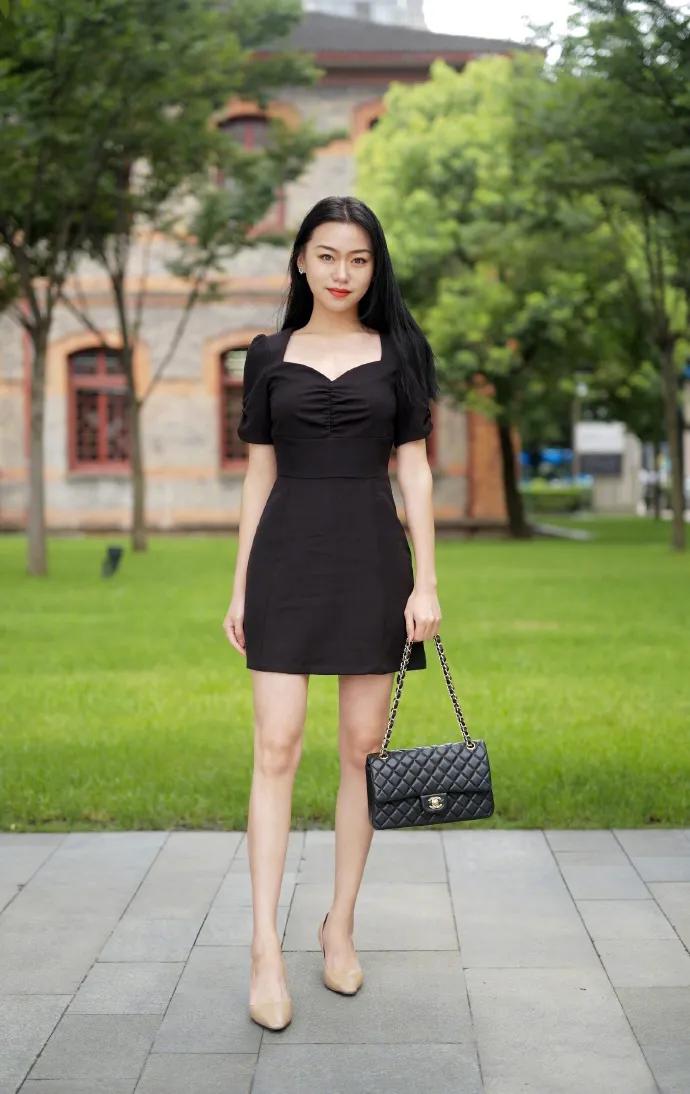 香奈儿cf金扣细节图,小姐姐香奈儿装