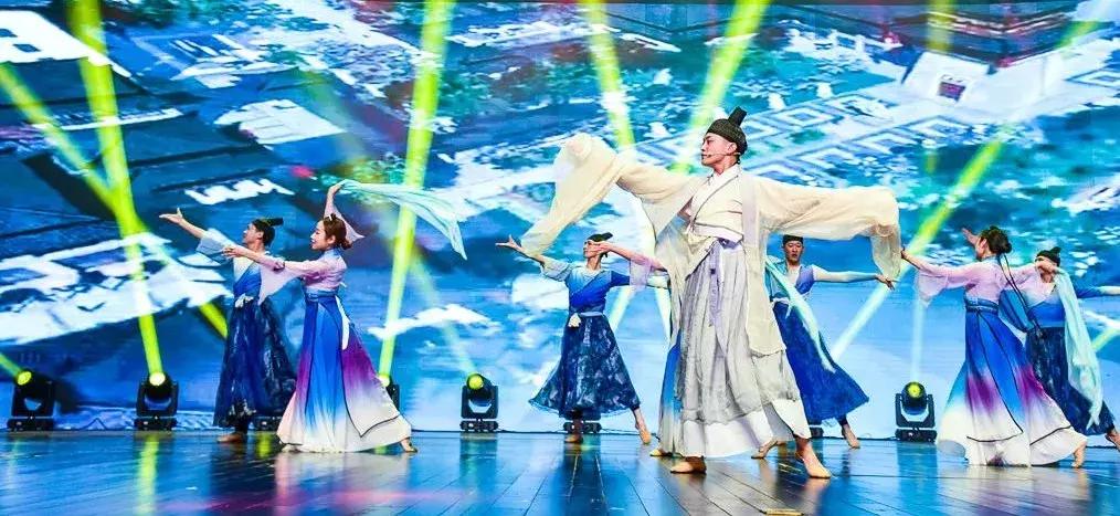 让中原鉴恒心｜恒达集团品牌发布会耀世开启，与时代共鉴！