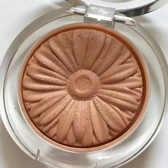 比豆沙色红一点的什么色号,平价腮红推荐收缩色和膨胀色