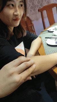 老爸叫我把谷子装进袋里，结果我玩游戏忘了！现在该怎么办？