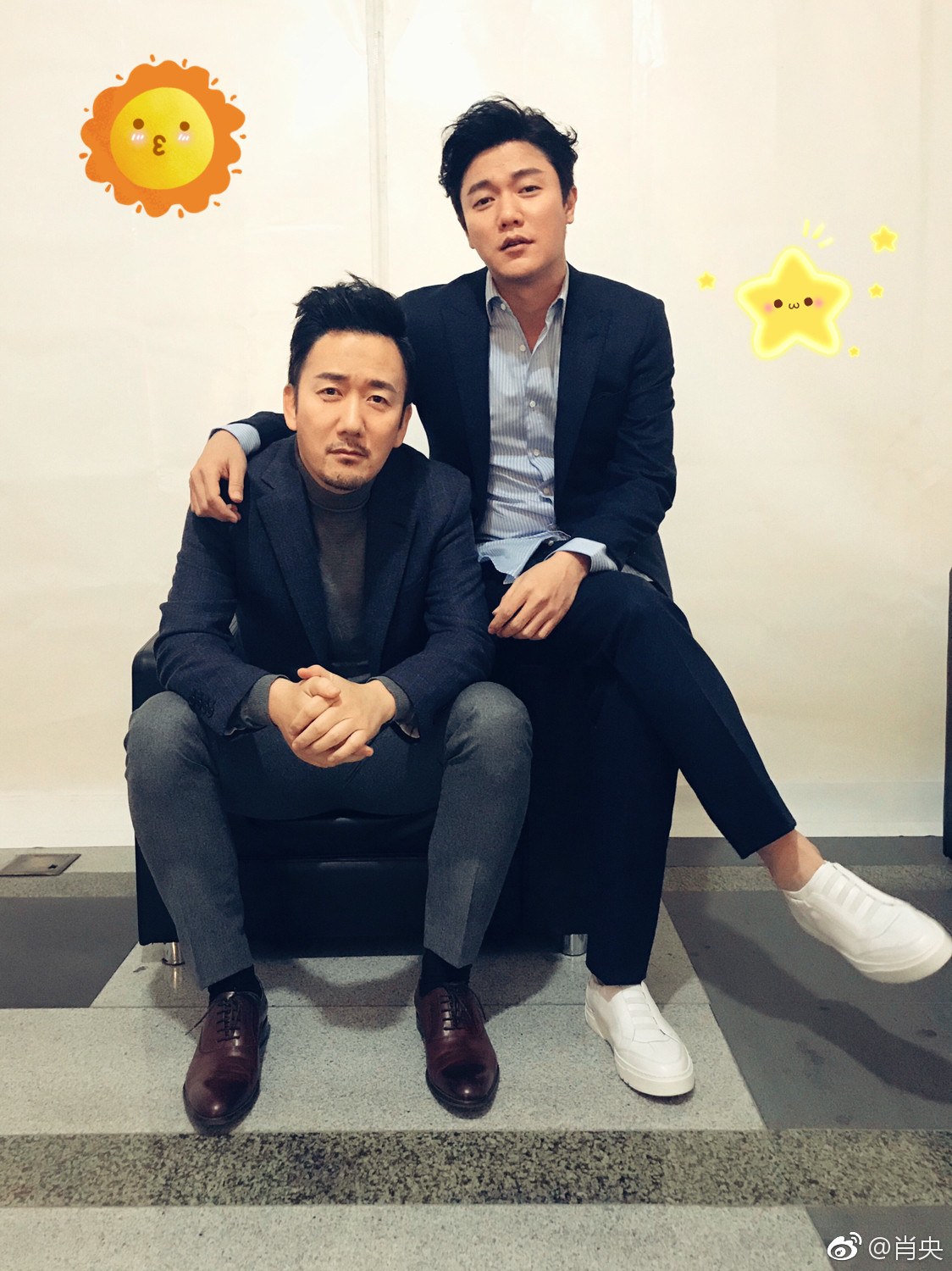 筷子兄弟小苹果舞,筷子兄弟在舞台上跳小苹果