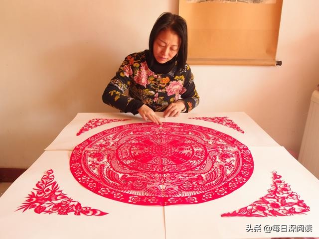 爱情亘古流长，生命繁衍不息丨解读民间盘合剪纸表达的歌颂与赞美