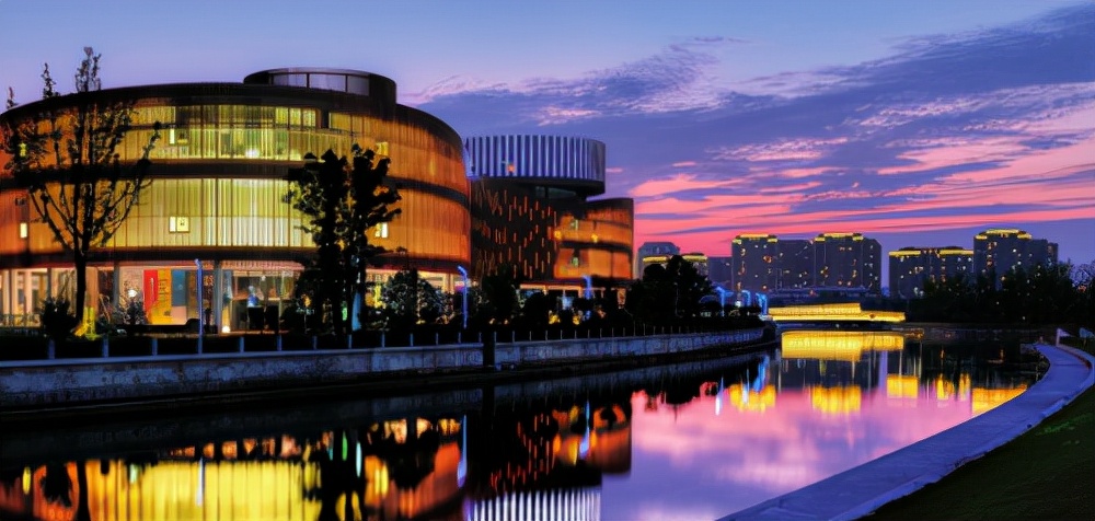 奉贤新城花开,奉贤新城最新消息