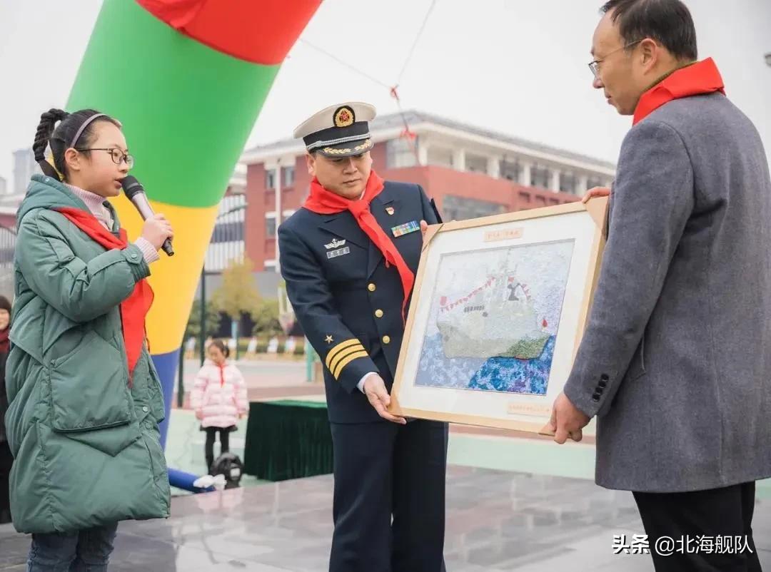 小学里有个“盐城舰”班,真棒