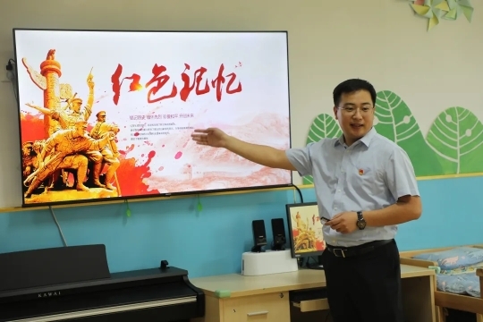 手绘长征路,重走长征路主题绘画线稿