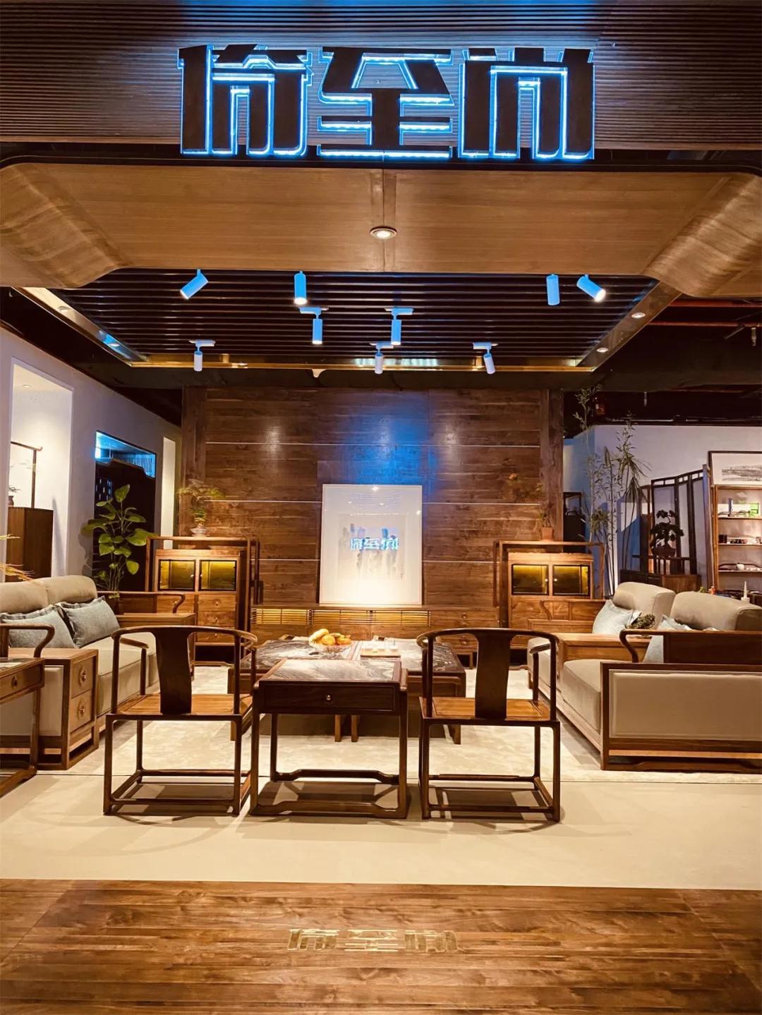 这些明星设计师的展厅都在这，8月深圳逛展必看