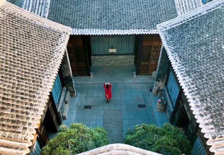 漫随天外云卷云舒免费,漫随天外云卷云舒抖音