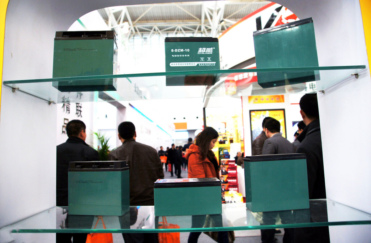 怎么区分电动车电池是不是正常,电动车电池的优劣辨别