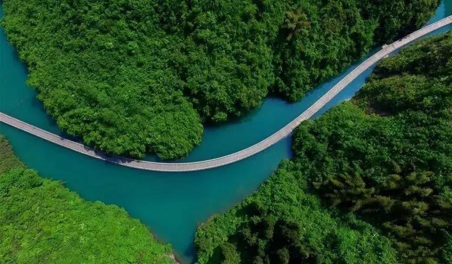 恩施，凭什么持续美哭全国，惊艳世界？